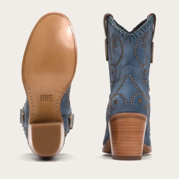 😍Frye Studded Boots😍 - Picture 4 of 8